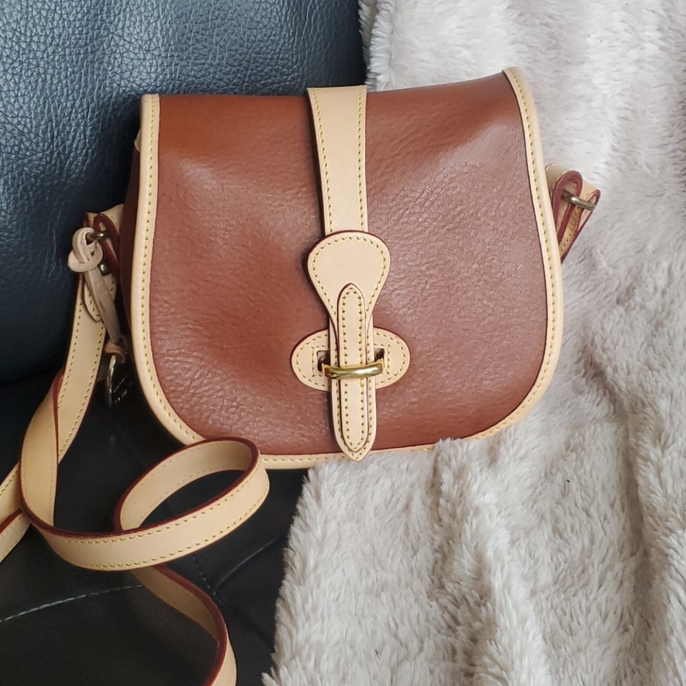 Dooney & Bourke crossbody bag